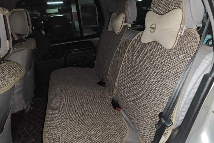 Used Nissan Paladin 2013 2.4L Two-Wheel Drive Standard Version China V Standard Left Rear Seat