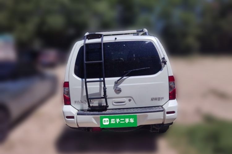 Used Nissan Paladin 2013 2.4L Two-Wheel Drive Standard Version China IV Standard Rear
