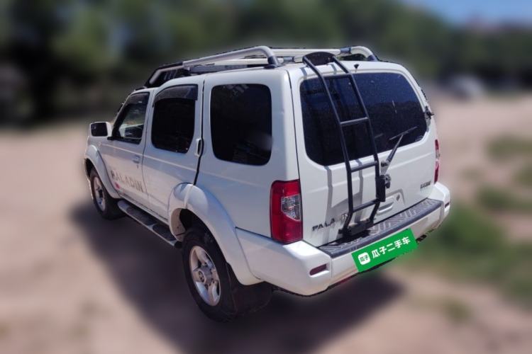 Used Nissan Paladin 2013 2.4L Two-Wheel Drive Standard Version China IV Standard Rear Left 45 Deg