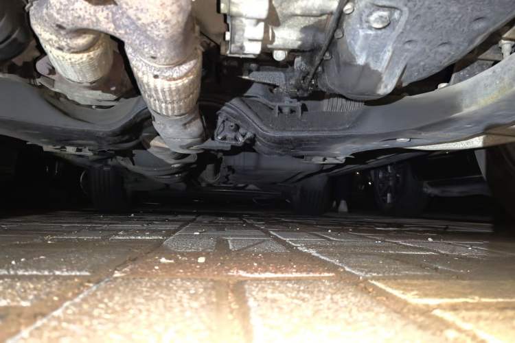Used Nissan Pathfinder  Chassis Front