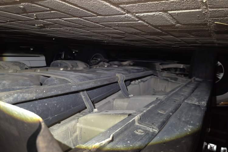 Used Nissan Pathfinder  Chassis Rear Left