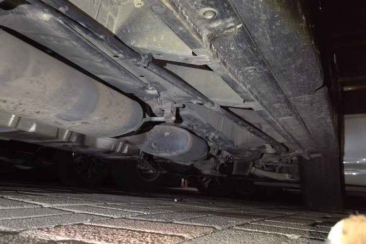Used Nissan Pathfinder  Chassis Rear Right