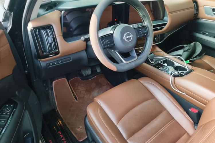 Used Nissan Pathfinder 2024 380 VC-TURBO Four-Wheel Drive Intelligent Driving Version 6 Seats Center Console