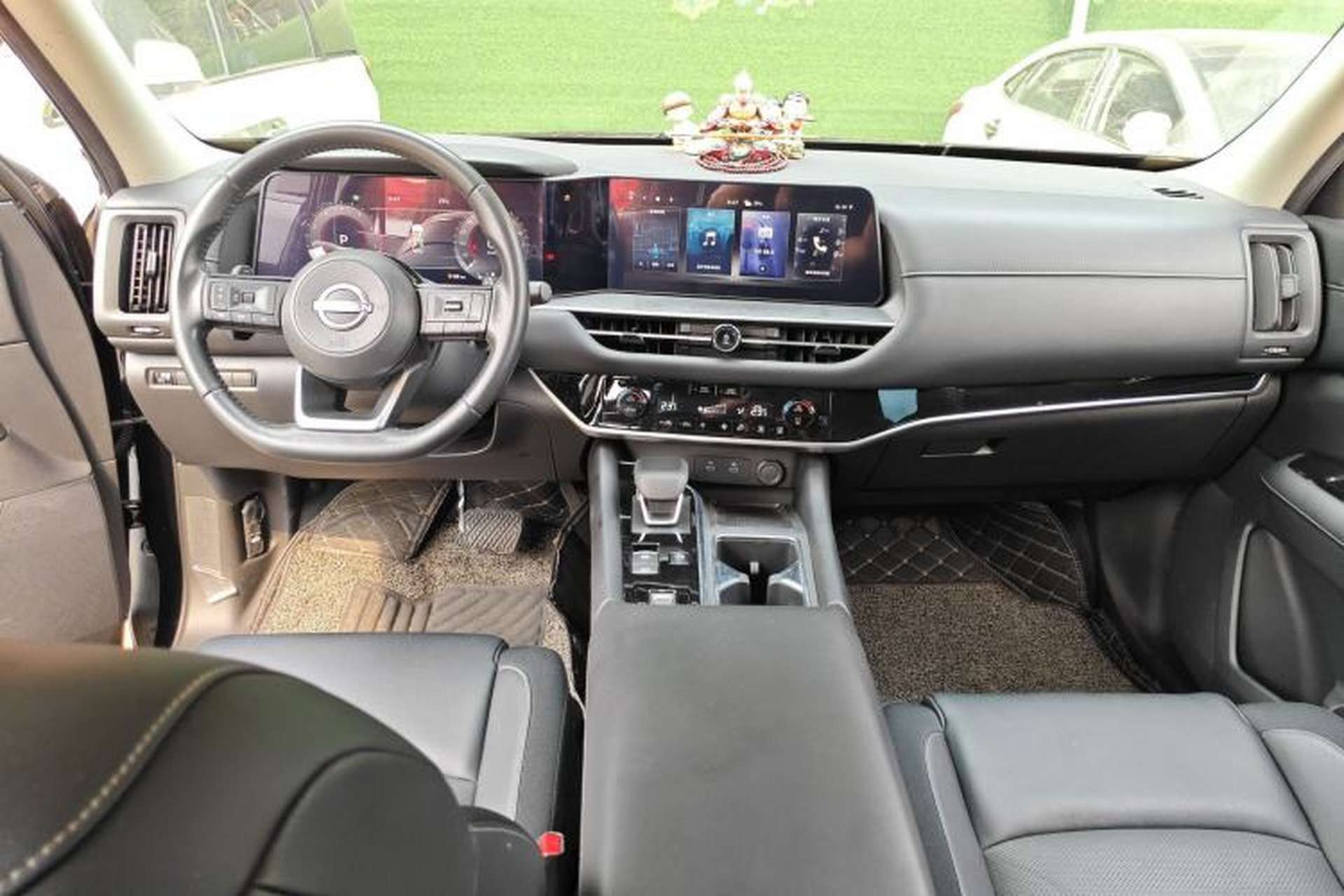 Used Nissan Pathfinder 2024 380 VC-TURBO Two-Wheel Drive Smart Enjoyment Version 7 Seats Center Console
