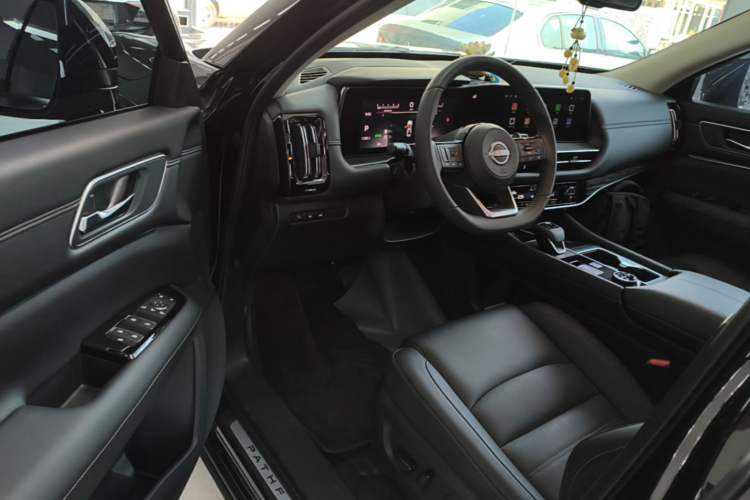 Used Nissan Pathfinder 2024 380 VC-TURBO Four-Wheel Drive Intelligent Driving Version 7 Seats Driver Seat