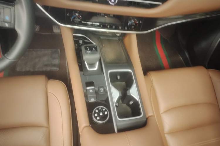 Used Nissan Pathfinder 2024 380 VC-TURBO Four-Wheel Drive Intelligent Driving Version 6 Seats Gear Lever