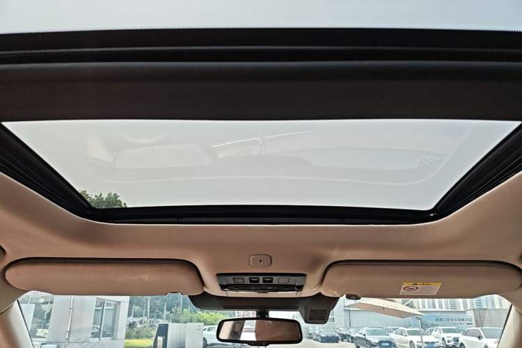 Used Nissan Pathfinder 2024 380 VC-TURBO Four-Wheel Drive Intelligent Driving Version 6 Seats Headliner