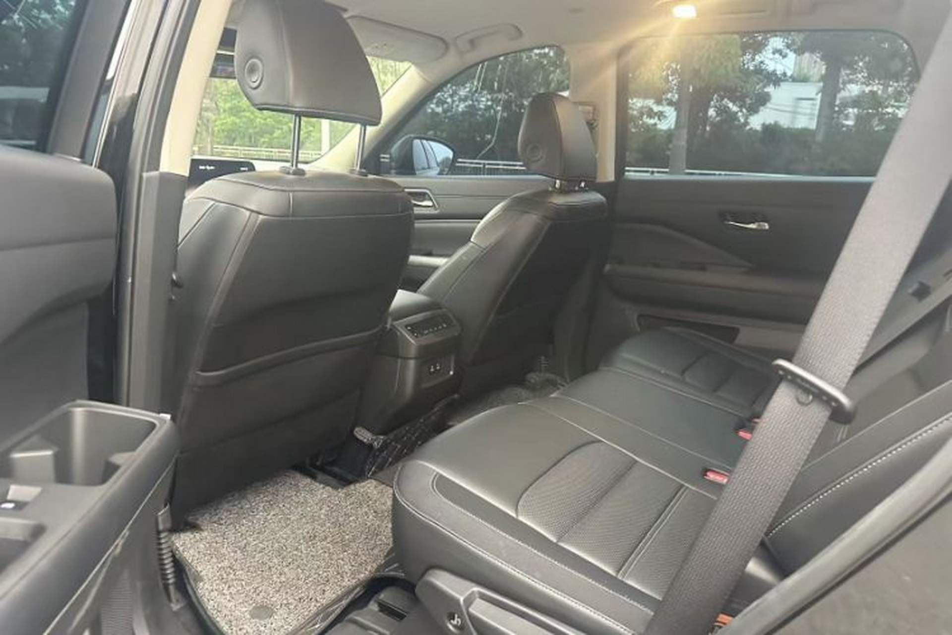 Used Nissan Pathfinder 2024 380 VC-TURBO Two-Wheel Drive Smart Enjoyment Version 7 Seats Interior 2