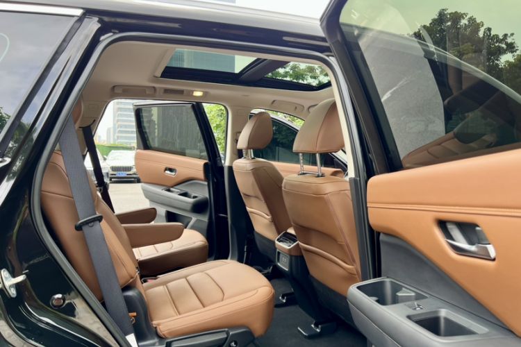 Used Nissan Pathfinder 2024 380 VC-TURBO Four-Wheel Drive Intelligent Driving Version 6 Seats Interior 6