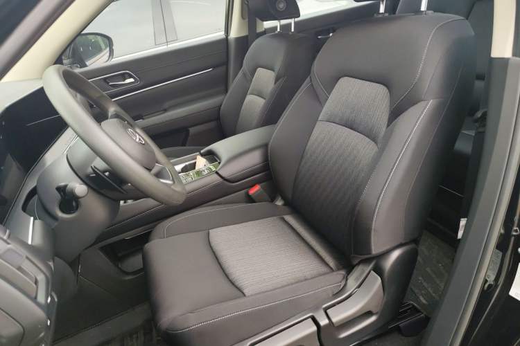 Used Nissan Pathfinder 2024 380 VC-TURBO Two-Wheel Drive Smart Edition 7 Seats Left Front Seat