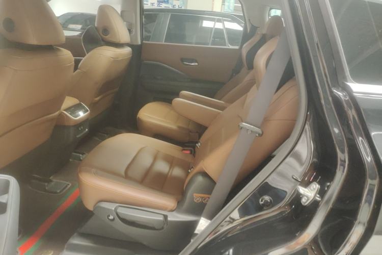 Used Nissan Pathfinder 2024 380 VC-TURBO Four-Wheel Drive Intelligent Driving Version 6 Seats Left Rear Seat