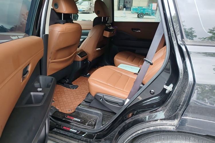 Used Nissan Pathfinder 2024 380 VC-TURBO Four-Wheel Drive Intelligent Driving Version 6 Seats Left Rear Seat
