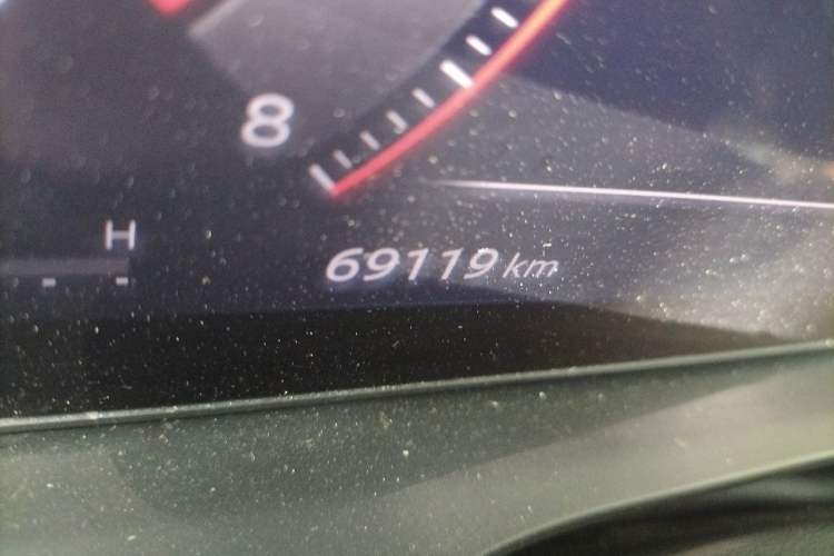Used Nissan Pathfinder 2024 380 VC-TURBO Four-Wheel Drive Intelligent Driving Version 6 Seats Odometer Close Up