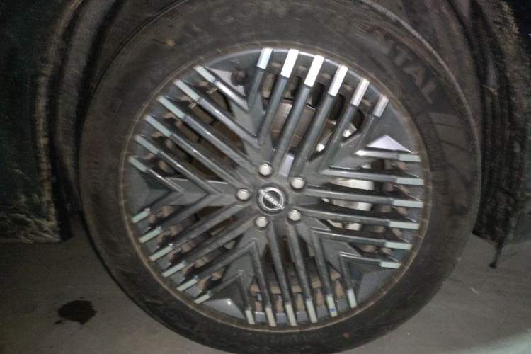 Used Nissan Pathfinder 2024 380 VC-TURBO Four-Wheel Drive Intelligent Driving Version 6 Seats Right Front Wheel Hub