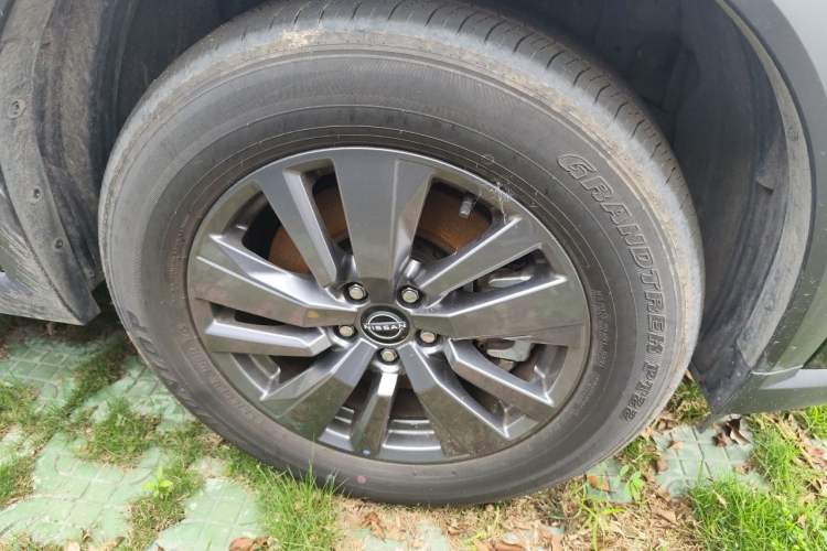 Used Nissan Pathfinder 2024 380 VC-TURBO Two-Wheel Drive Smart Edition 7 Seats Right Front Wheel Hub