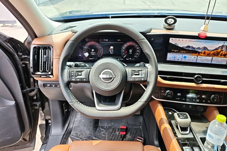 Used Nissan Pathfinder 2024 380 VC-TURBO Four-Wheel Drive Intelligent Driving Version 6 Seats Steering Wheel
