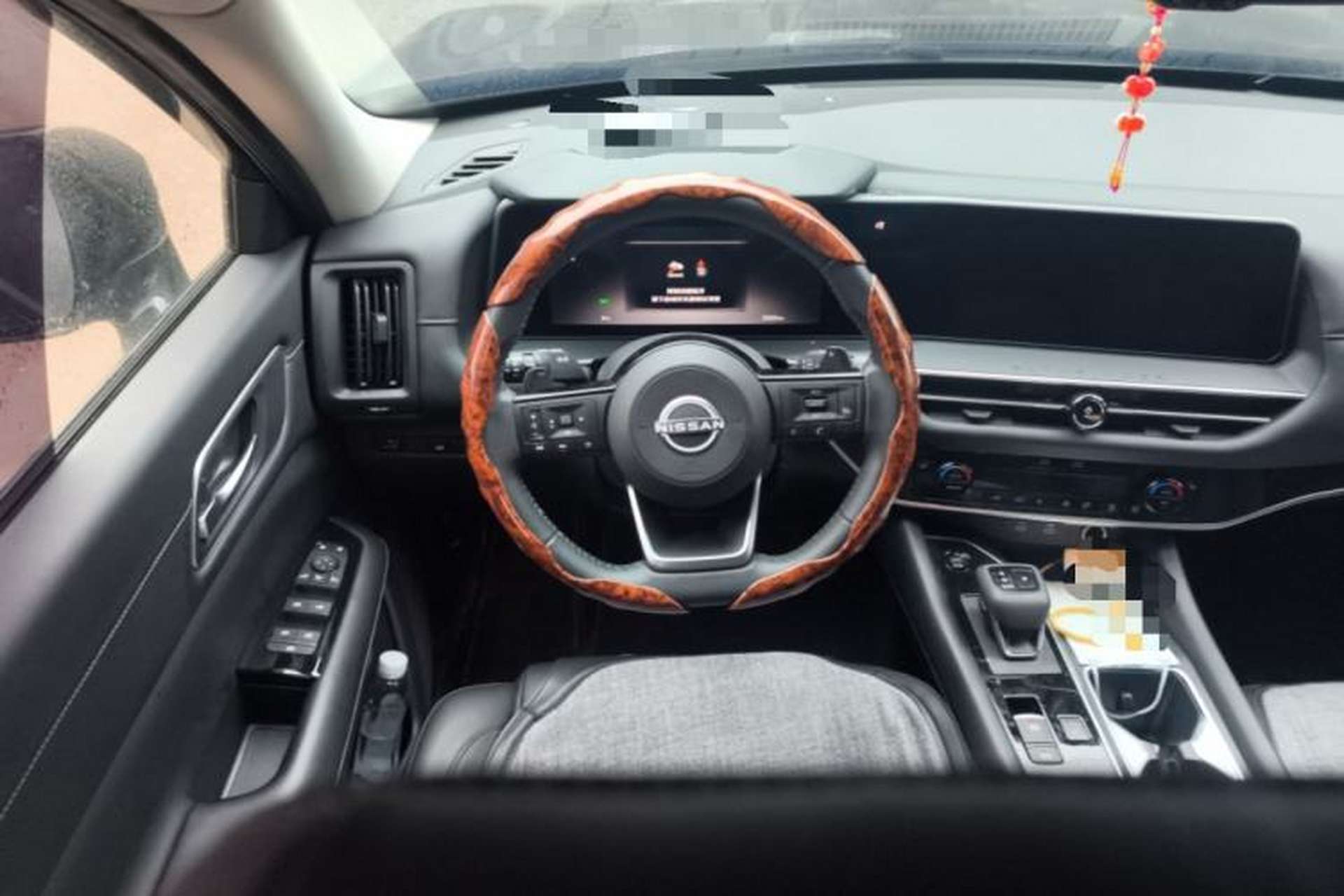 Used Nissan Pathfinder 2024 380 VC-TURBO Two-Wheel Drive Smart Edition 6 Seats Steering Wheel