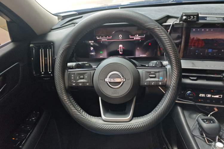 Used Nissan Pathfinder 2024 380 VC-TURBO Four-Wheel Drive Intelligent Driving Version 6 Seats Steering Wheel