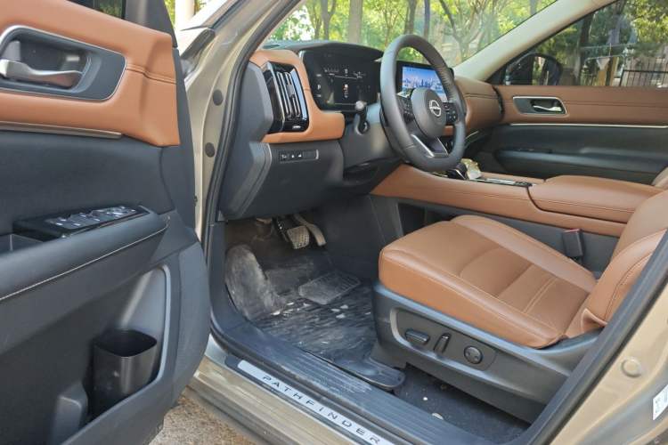 Used Nissan Pathfinder 2024 380 VC-TURBO Four-Wheel Drive Intelligent Driving Version 6 Seats Driver Seat