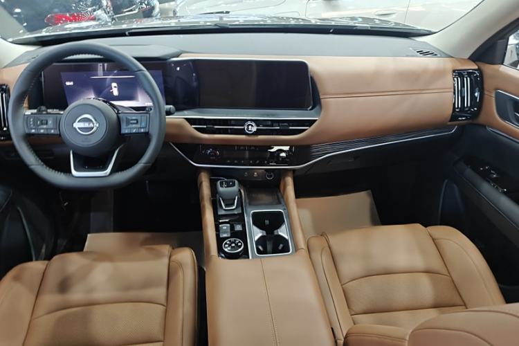 Used Nissan Pathfinder 2024 380 VC-TURBO Four-Wheel Drive Intelligent Driving Version 6 Seats Interior 1