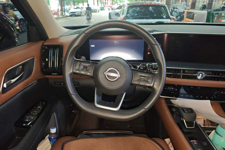 Used Nissan Pathfinder 2024 380 VC-TURBO Four-Wheel Drive Intelligent Driving Version 7 Seats Steering Wheel