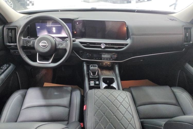 Used Nissan Pathfinder 2024 380 VC-TURBO Two-Wheel Drive Smart Enjoyment Edition 6 Seats Center Console