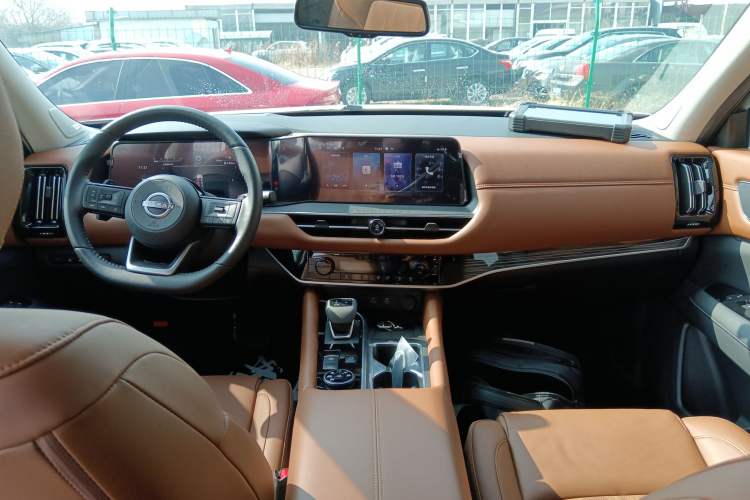 Used Nissan Pathfinder 2024 380 VC-TURBO Four-Wheel Drive Prestige Edition 6 Seats Center Console