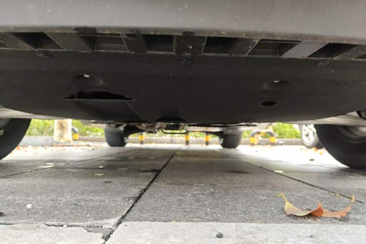 Used Nissan Pathfinder  Chassis Front