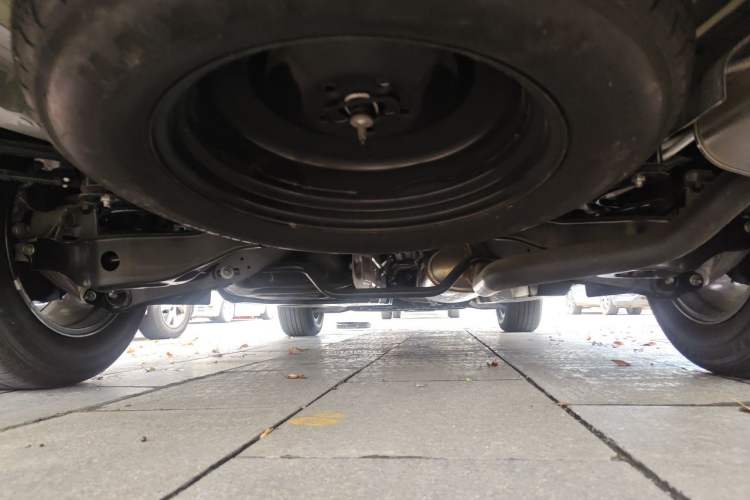 Used Nissan Pathfinder  Chassis Rear