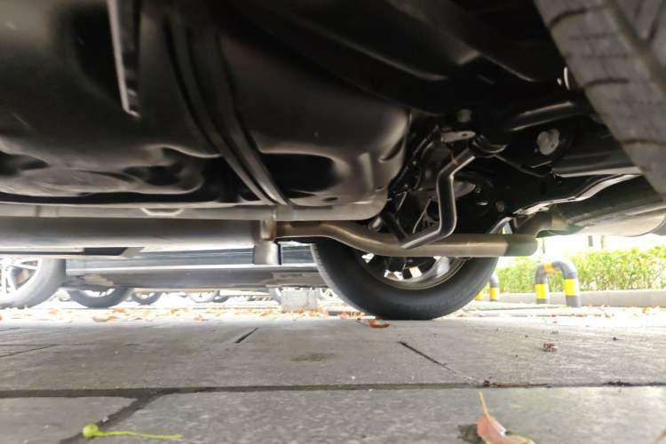 Used Nissan Pathfinder  Chassis Rear Left