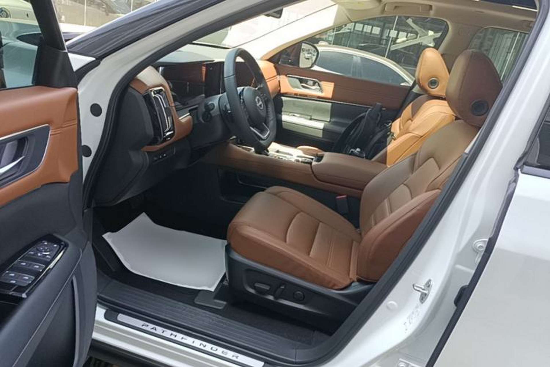 Used Nissan Pathfinder 2024 380 VC-TURBO Four-Wheel Drive Intelligent Driving Version 6 Seats Driver Seat