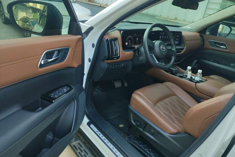 Used Nissan Pathfinder 2024 380 VC-TURBO Four-Wheel Drive Prestige Edition 6 Seats Driver Seat