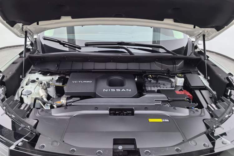 Used Nissan Pathfinder 2024 380 VC-TURBO Four-Wheel Drive Intelligent Driving Version 6 Seats Engine Bay