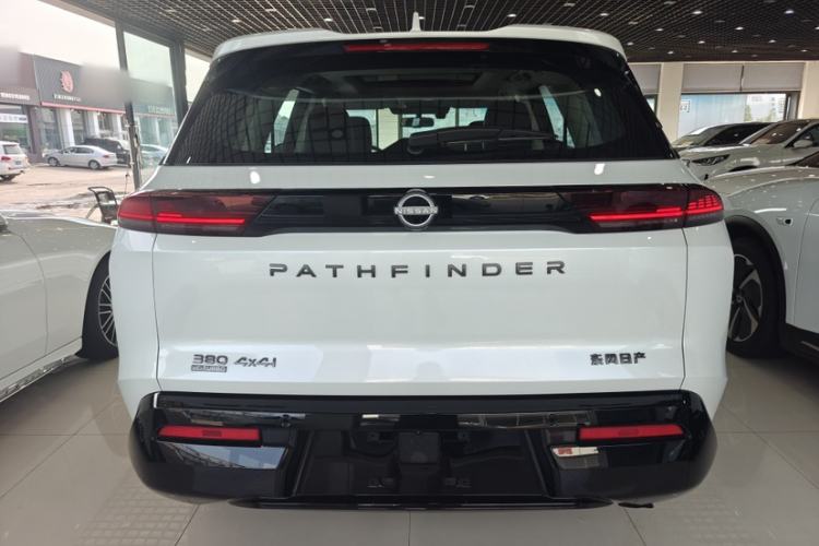Used Nissan Pathfinder 2024 380 VC-TURBO Four-Wheel Drive Intelligent Driving Version 6 Seats Exterior 5