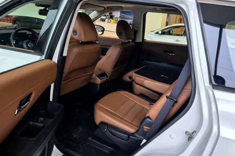 Used Nissan Pathfinder 2024 380 VC-TURBO Four-Wheel Drive Intelligent Driving Version 6 Seats Interior 4