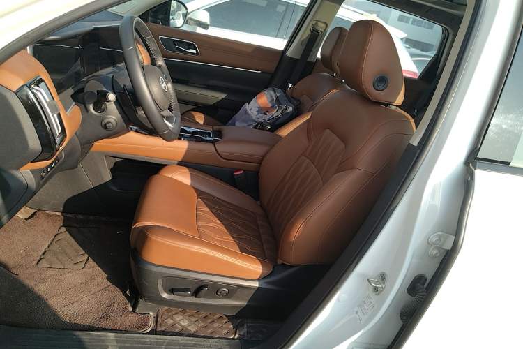 Used Nissan Pathfinder 2024 380 VC-TURBO Four-Wheel Drive Prestige Edition 6 Seats Left Front Seat