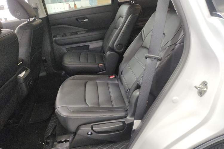 Used Nissan Pathfinder 2024 380 VC-TURBO Two-Wheel Drive Smart Enjoyment Edition 6 Seats Left Rear Seat