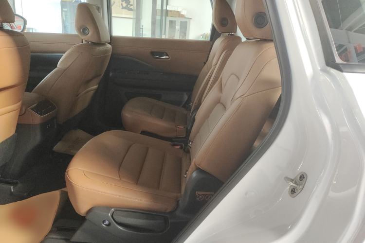 Used Nissan Pathfinder 2024 380 VC-TURBO Four-Wheel Drive Intelligent Driving Version 6 Seats Left Rear Seat