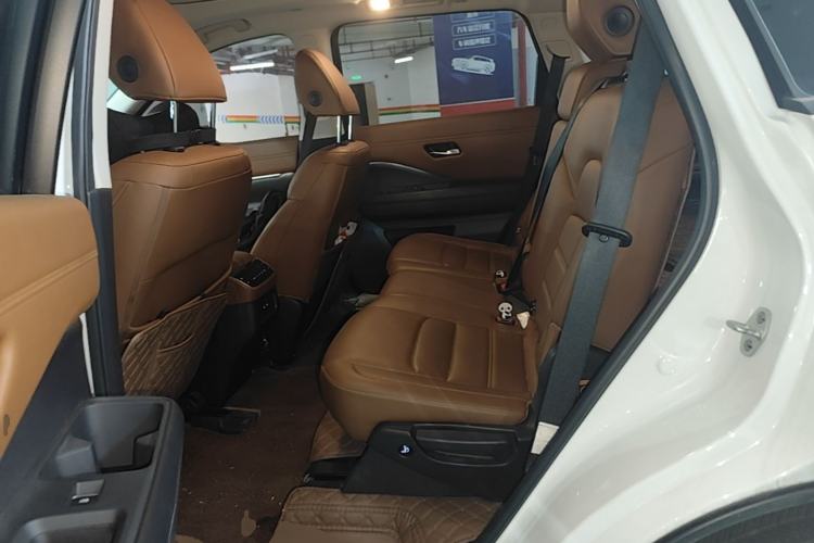 Used Nissan Pathfinder 2024 380 VC-TURBO Four-Wheel Drive Intelligent Driving Version 7 Seats Left Rear Seat