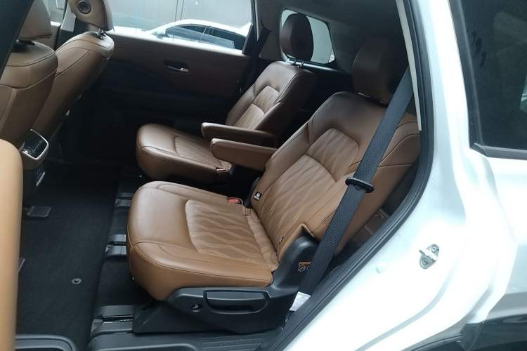 Used Nissan Pathfinder 2024 380 VC-TURBO Four-Wheel Drive Prestige Edition 6 Seats Left Rear Seat