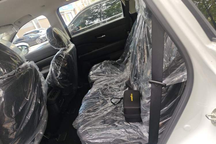 Used Nissan Pathfinder  Left Rear Seat