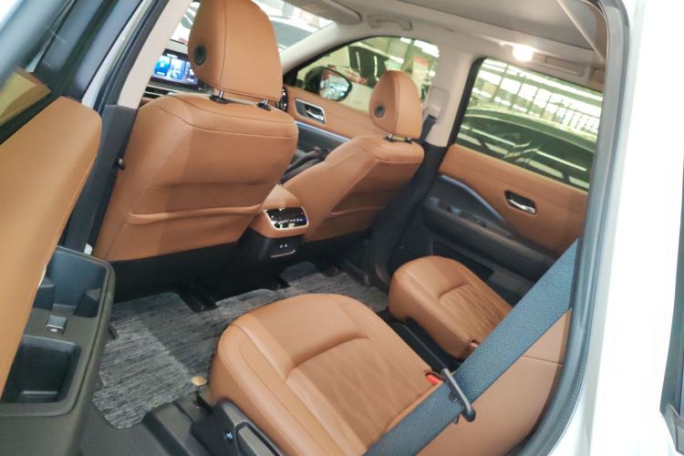 Used Nissan Pathfinder 2024 380 VC-TURBO Four-Wheel Drive Prestige Edition 6 Seats Left Rear Seat