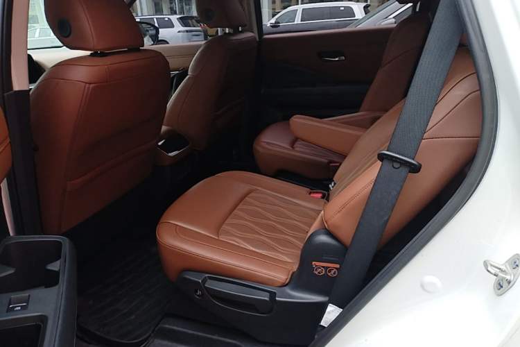 Used Nissan Pathfinder 2024 380 VC-TURBO Four-Wheel Drive Prestige Edition 6 Seats Left Rear Seat