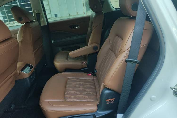 Used Nissan Pathfinder 2024 380 VC-TURBO Four-Wheel Drive Prestige Edition 6 Seats Left Rear Seat