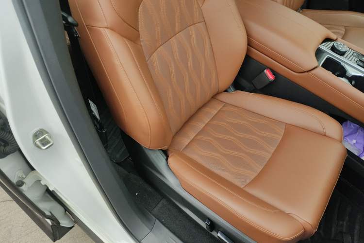 Used Nissan Pathfinder 2024 380 VC-TURBO Four-Wheel Drive Prestige Edition 6 Seats Right Front Seat