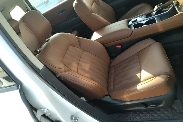 Used Nissan Pathfinder 2024 380 VC-TURBO Four-Wheel Drive Prestige Edition 6 Seats Right Front Seat