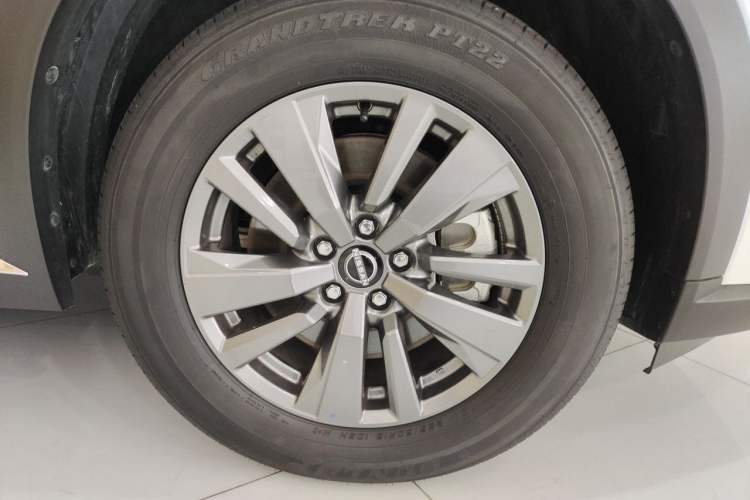 Used Nissan Pathfinder 2024 380 VC-TURBO Two-Wheel Drive Smart Enjoyment Edition 6 Seats Right Front Wheel Hub