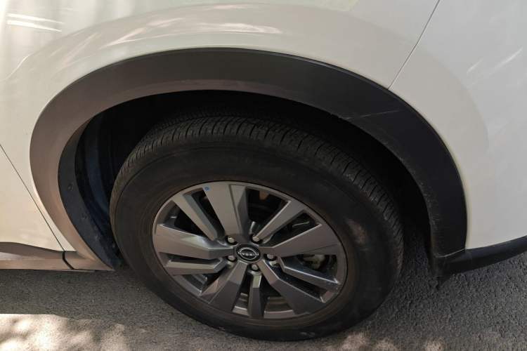 Used Nissan Pathfinder 2024 380 VC-TURBO Two-Wheel Drive Smart Edition 6 Seats Right Front Wheel Hub