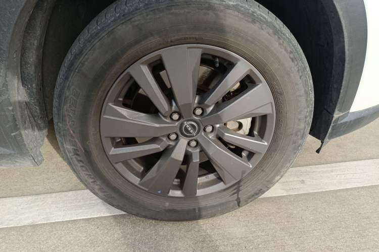 Used Nissan Pathfinder 2024 380 VC-TURBO Two-Wheel Drive Smart Enjoyment Edition 6 Seats Right Front Wheel Hub