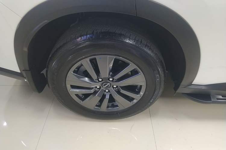 Used Nissan Pathfinder 2024 380 VC-TURBO Two-Wheel Drive Smart Enjoyment Edition 6 Seats Right Rear Wheel Hub